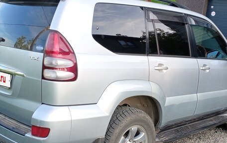 Toyota Land Cruiser Prado 90 рестайлинг, 2002 год, 1 800 000 рублей, 11 фотография