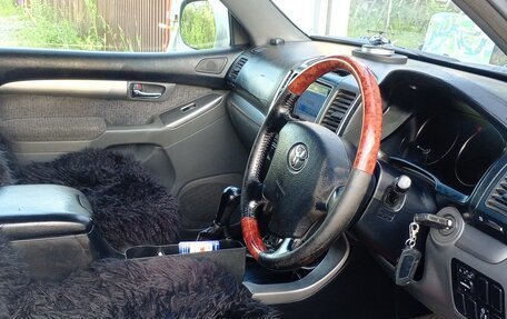 Toyota Land Cruiser Prado 90 рестайлинг, 2002 год, 1 800 000 рублей, 15 фотография
