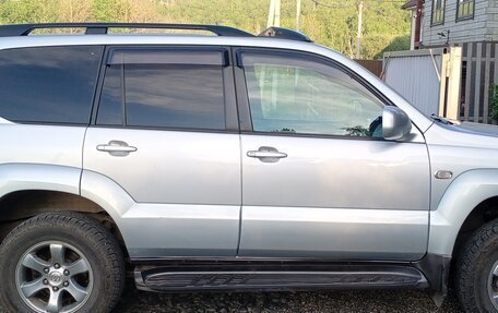 Toyota Land Cruiser Prado 90 рестайлинг, 2002 год, 1 800 000 рублей, 14 фотография