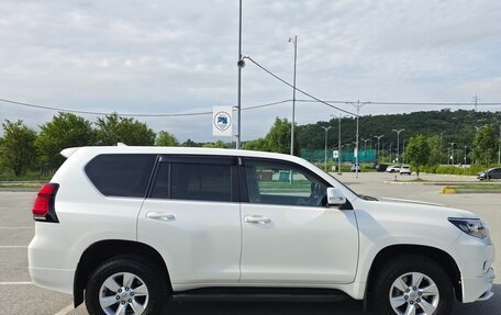 Toyota Land Cruiser Prado 150 рестайлинг 2, 2021 год, 5 650 000 рублей, 1 фотография