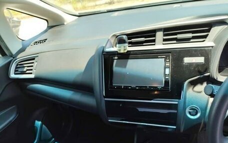 Honda Fit III, 2018 год, 1 110 000 рублей, 14 фотография