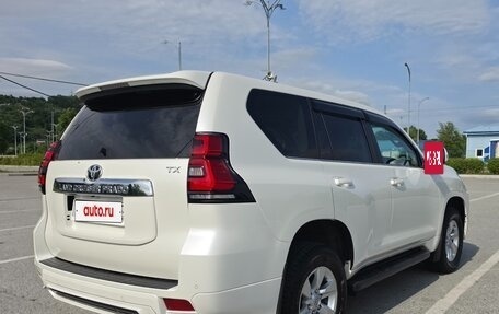 Toyota Land Cruiser Prado 150 рестайлинг 2, 2021 год, 5 650 000 рублей, 2 фотография