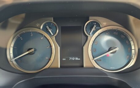 Toyota Land Cruiser Prado 150 рестайлинг 2, 2021 год, 5 650 000 рублей, 32 фотография