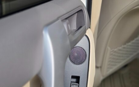 Toyota Land Cruiser Prado 150 рестайлинг 2, 2021 год, 5 650 000 рублей, 26 фотография