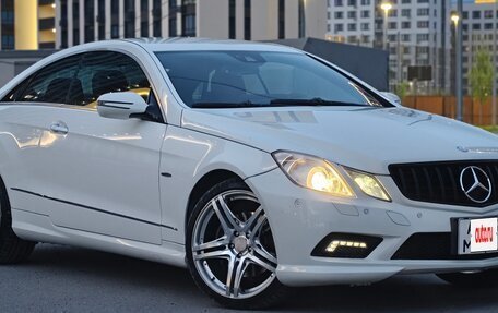Mercedes-Benz E-Класс, 2010 год, 1 490 000 рублей, 6 фотография