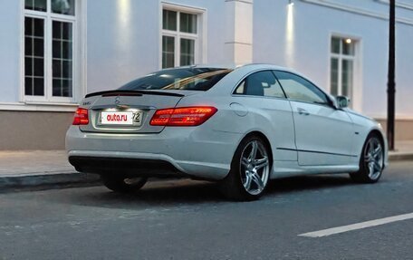 Mercedes-Benz E-Класс, 2010 год, 1 490 000 рублей, 11 фотография