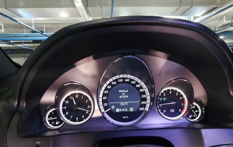 Mercedes-Benz E-Класс, 2010 год, 1 490 000 рублей, 21 фотография
