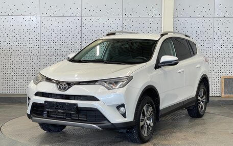 Toyota RAV4, 2018 год, 1 850 000 рублей, 3 фотография