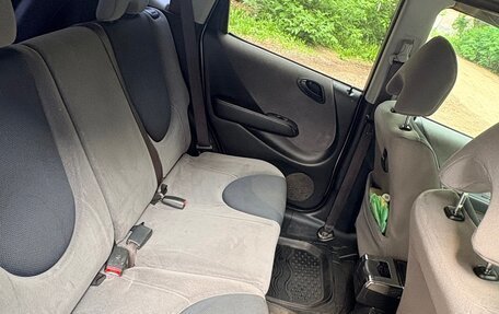 Honda Fit III, 2003 год, 333 000 рублей, 11 фотография