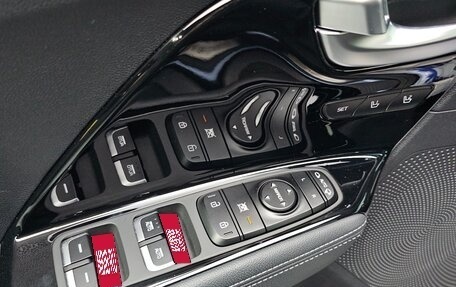 KIA Niro I, 2021 год, 1 942 000 рублей, 13 фотография