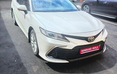 Toyota Camry, 2021 год, 2 090 000 рублей, 1 фотография