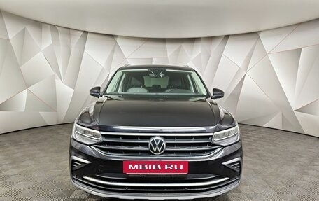 Volkswagen Tiguan II, 2022 год, 2 745 000 рублей, 7 фотография