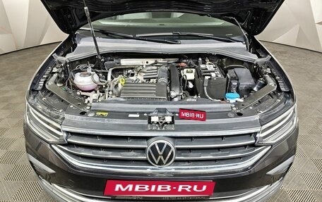 Volkswagen Tiguan II, 2022 год, 2 745 000 рублей, 11 фотография