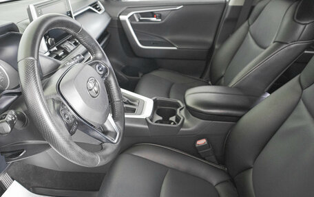 Toyota RAV4, 2019 год, 2 939 000 рублей, 9 фотография