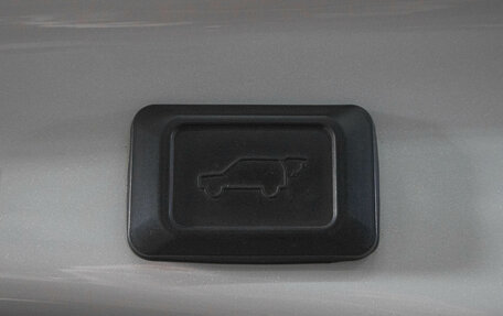 Toyota RAV4, 2019 год, 2 939 000 рублей, 23 фотография