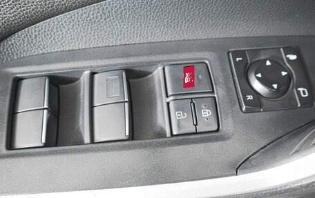 Toyota RAV4, 2019 год, 2 939 000 рублей, 22 фотография