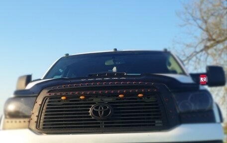 Toyota Tundra II, 2011 год, 4 444 444 рублей, 1 фотография