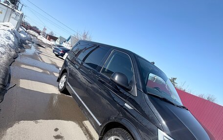 Volkswagen Multivan T6 рестайлинг, 2018 год, 3 580 000 рублей, 3 фотография
