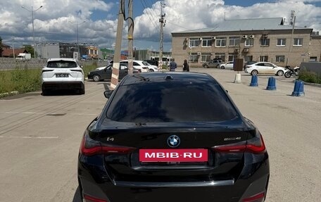 BMW i4, 2022 год, 2 400 000 рублей, 2 фотография