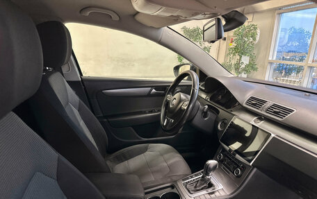 Volkswagen Passat B7, 2011 год, 995 000 рублей, 9 фотография
