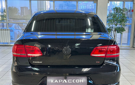 Volkswagen Passat B7, 2011 год, 995 000 рублей, 4 фотография