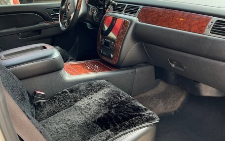 Chevrolet Tahoe III, 2012 год, 1 700 000 рублей, 4 фотография