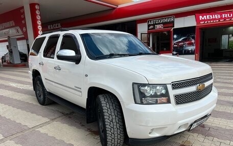 Chevrolet Tahoe III, 2012 год, 1 700 000 рублей, 2 фотография