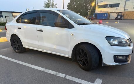 Volkswagen Polo VI (EU Market), 2016 год, 590 000 рублей, 3 фотография