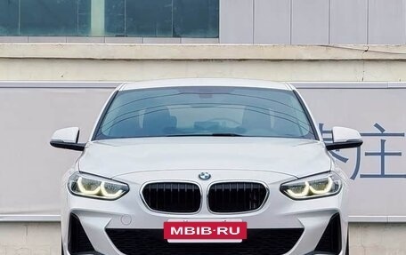 BMW 1 серия, 2023 год, 1 685 000 рублей, 2 фотография