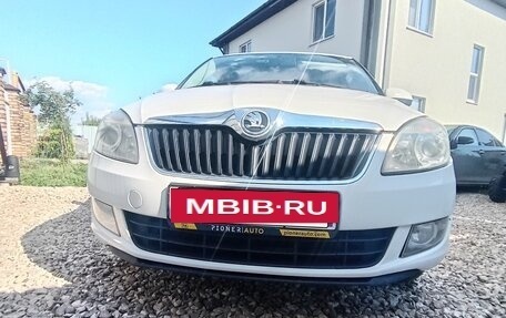 Skoda Fabia II, 2014 год, 900 000 рублей, 2 фотография