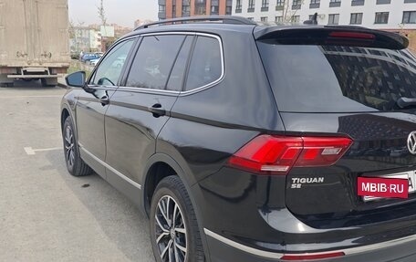 Volkswagen Tiguan II, 2020 год, 2 199 900 рублей, 8 фотография