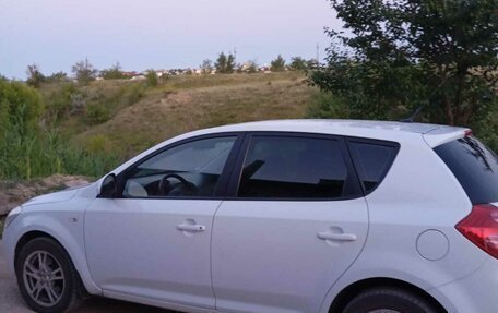 KIA cee'd I рестайлинг, 2009 год, 565 000 рублей, 2 фотография
