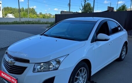Chevrolet Cruze II, 2014 год, 999 999 рублей, 2 фотография