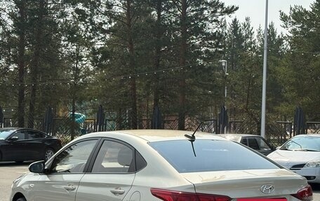 Hyundai Solaris II рестайлинг, 2019 год, 1 290 000 рублей, 4 фотография