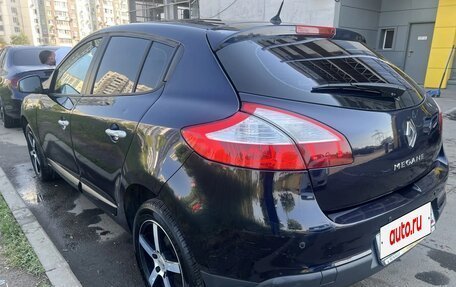 Renault Megane III, 2013 год, 800 000 рублей, 3 фотография