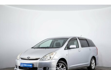 Toyota Wish II, 2005 год, 679 000 рублей, 3 фотография