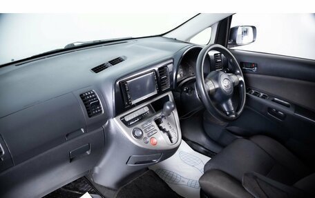 Toyota Wish II, 2005 год, 679 000 рублей, 10 фотография