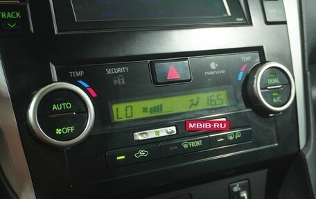 Toyota Camry, 2013 год, 1 700 000 рублей, 13 фотография