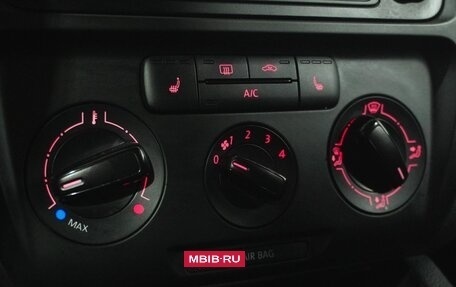 Volkswagen Jetta VI, 2014 год, 1 078 000 рублей, 13 фотография