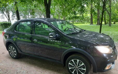 Renault Logan II, 2019 год, 975 000 рублей, 1 фотография