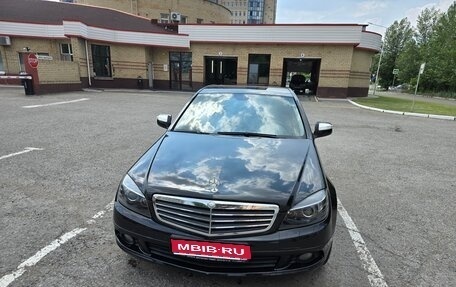 Mercedes-Benz C-Класс, 2007 год, 1 100 000 рублей, 1 фотография