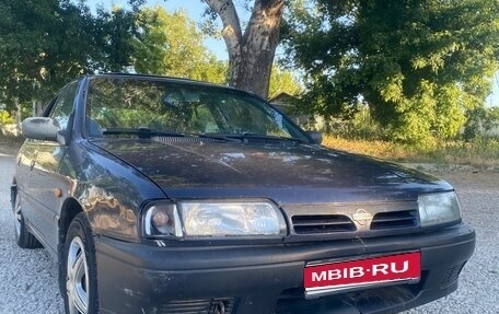 Nissan Primera II рестайлинг, 1991 год, 150 000 рублей, 1 фотография