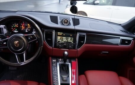 Porsche Macan I рестайлинг, 2015 год, 2 800 000 рублей, 9 фотография