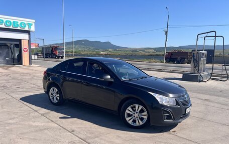 Chevrolet Cruze II, 2013 год, 680 000 рублей, 3 фотография