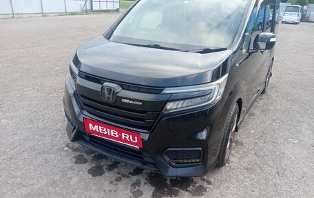 Honda Stepwgn IV, 2017 год, 1 870 000 рублей, 8 фотография