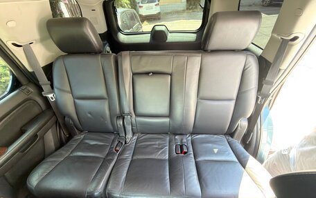 Cadillac Escalade III, 2007 год, 1 500 000 рублей, 15 фотография