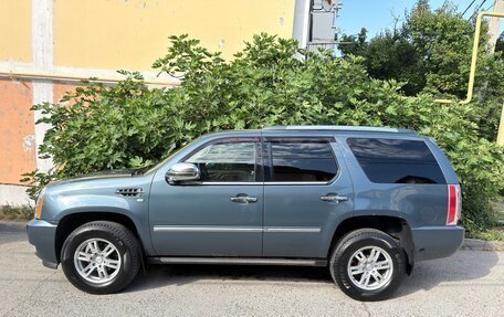 Cadillac Escalade III, 2007 год, 1 500 000 рублей, 16 фотография