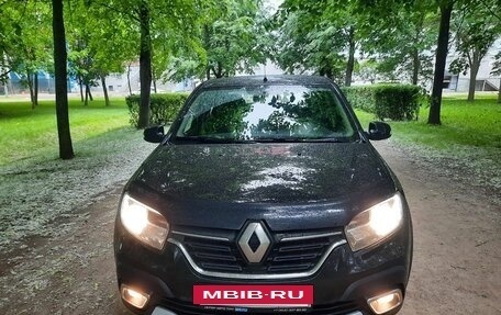 Renault Logan II, 2019 год, 975 000 рублей, 3 фотография