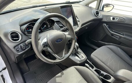 Ford Fiesta, 2018 год, 980 000 рублей, 10 фотография