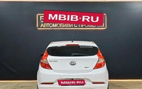 Hyundai Solaris II рестайлинг, 2016 год, 695 000 рублей, 5 фотография